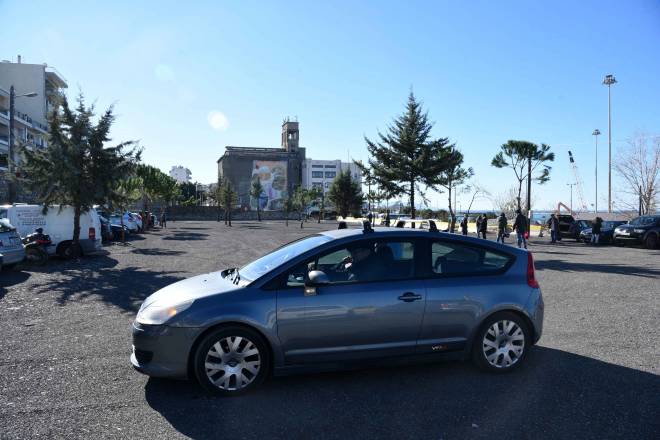 Δωρεάν δημοτικό πάρκινγκ στην οδό Αθηνών - Ο Δήμος καλεί τους οδηγούς να παρκάρουν