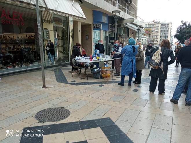 Κορονοϊός: 6.682 νέα κρούσματα - Παραμένει τριψήφια η Αχαΐα, περισσότερα από 400 στην Δυτ. Ελλάδα