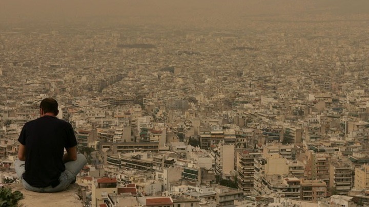Υψηλές για την εποχή θερμοκρασίες σήμερα και αυξημένες συγκεντρώσεις σκόνης