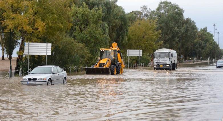 Έρχονται επικίνδυνα φαινόμενα: Αναβαθμίστηκε το έκτακτο δελτίο της ΕΜΥ- Ισχυρές βροχές, καταιγίδες & θυελλώδεις άνεμοι