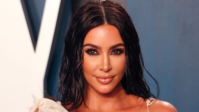 Η Κιμ Καρντάσιαν πέρασε τις "μικρές" εξετάσεις για να γίνει δικηγόρος
