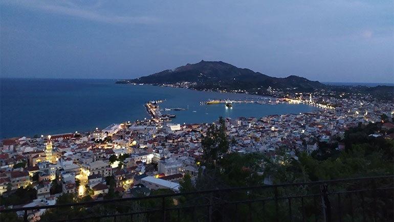 Έθιμα - Η χριστουγεννιάτικη ζακυνθινή κουλούρα - ΦΩΤΟ