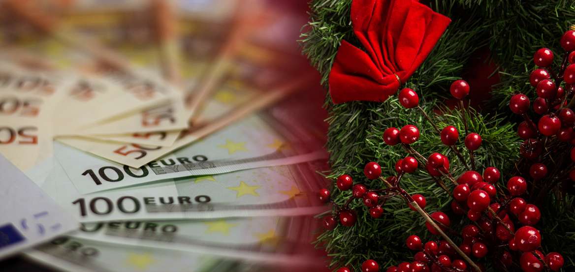 ΓΣΕΕ για Χριστούγεννα και Πρωτοχρονιά: Διευκρινίσεις για τις αμοιβές των εργαζομένων