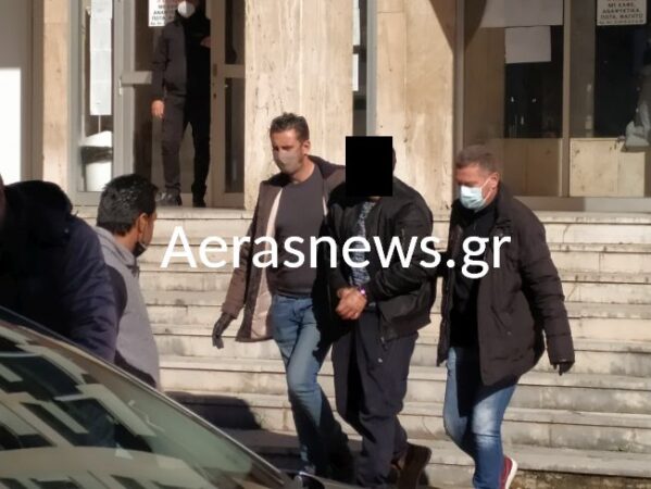 Μητροκτονία στο Αγρίνιο: Στον Εισαγγελέα ο δράστης – Προθεσμία για να απολογηθεί την Πέμπτη