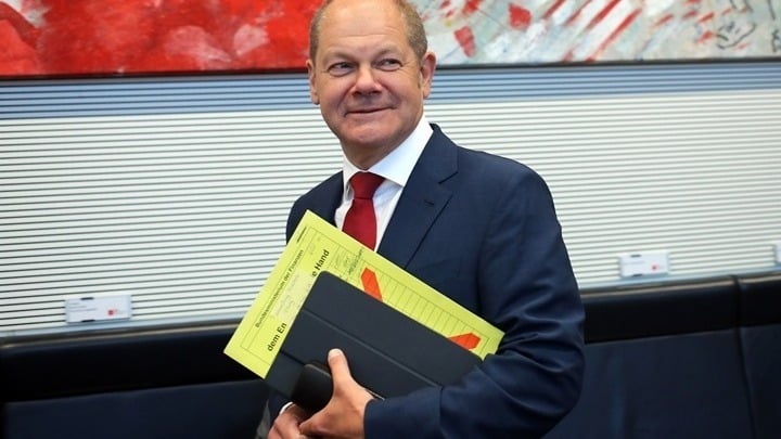 Γερμανία: 8 γυναίκες και 8 άνδρες υπουργοί στην 16μελή κυβέρνηση υπό τον Ολαφ Σολτς