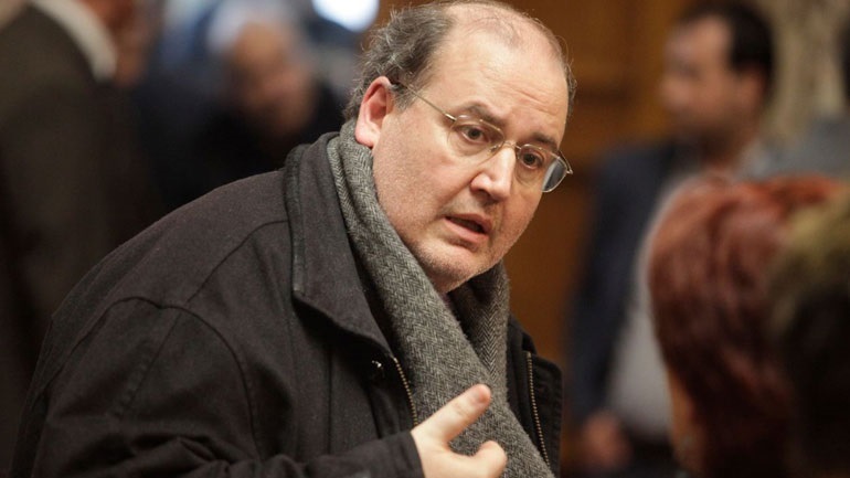 Φίλης: «Η ΝΔ πιστεύει ότι η μετάβαση στην τηλεκπαίδευση γίνεται με κουμπί on-off»