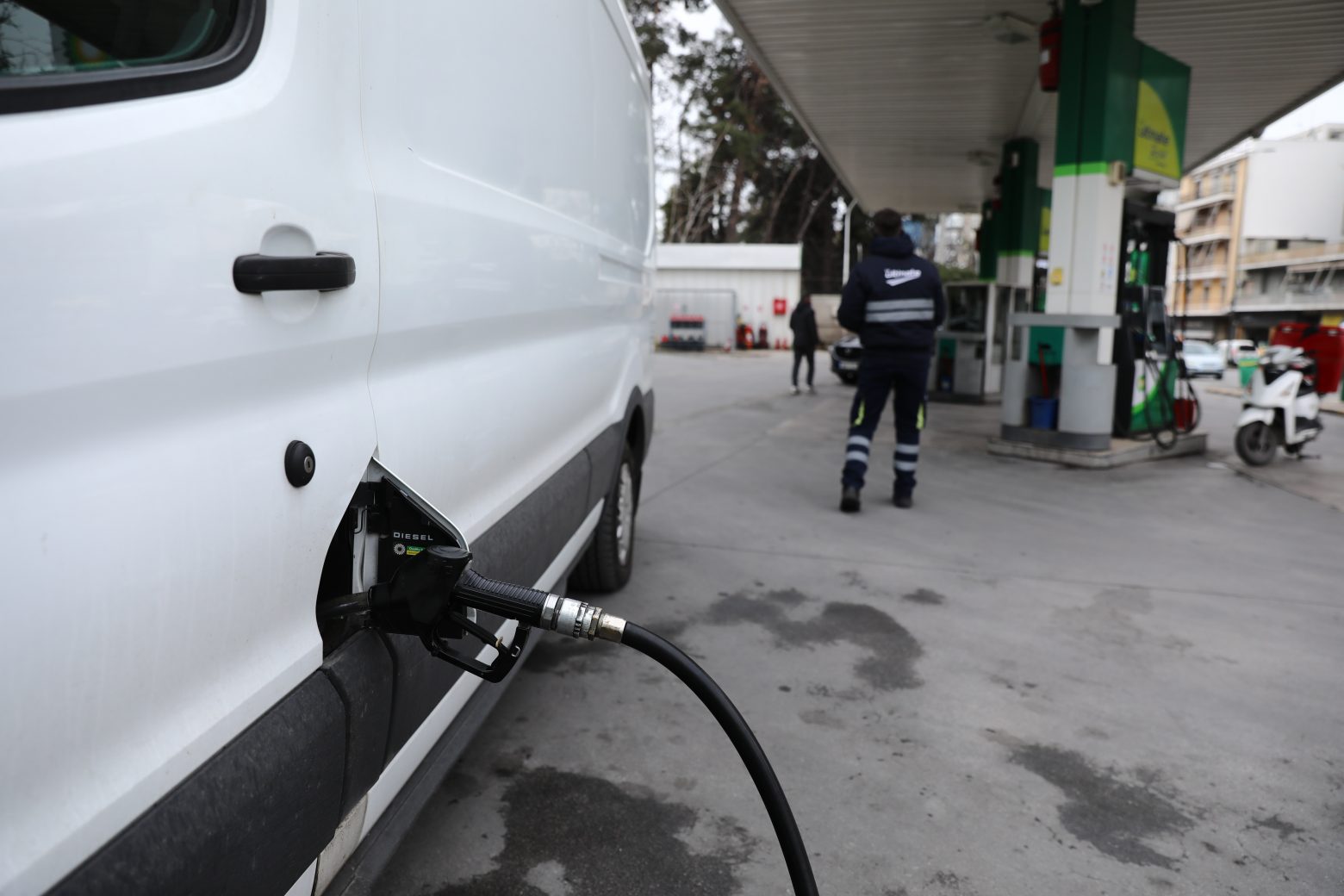 Αναλυτικά όλα τα μέτρα ενίσχυσης για καύσιμα και ενέργεια-Παραδείγματα-Τι ισχύει για το πετρέλαιο κίνησης