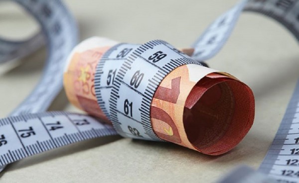 Ακρίβεια - Πέτσας: «Νέες γενναίες παρεμβάσεις» από την κυβέρνηση - Πότε θα ανακοινωθούν