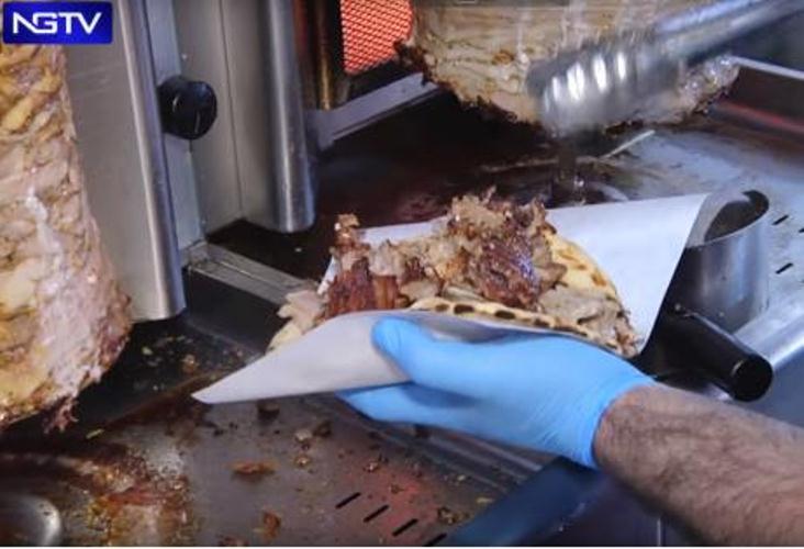 «Άγγιξε» τα 4 ευρώ το σουβλάκι! BINTEO