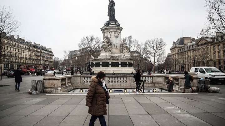 Γαλλία-κορονοϊός: 104.007 νέες μολύνσεις