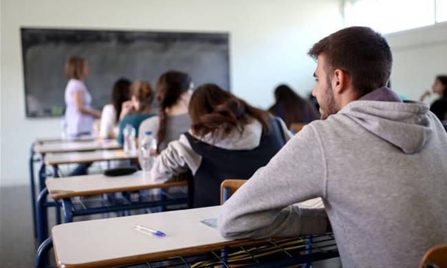 Γυμνάσια-Λύκεια: Στην τελική ευθεία για λήξη μαθημάτων - Πότε ξεκινούν οι προαγωγικές και απολυτήριες εξετάσεις