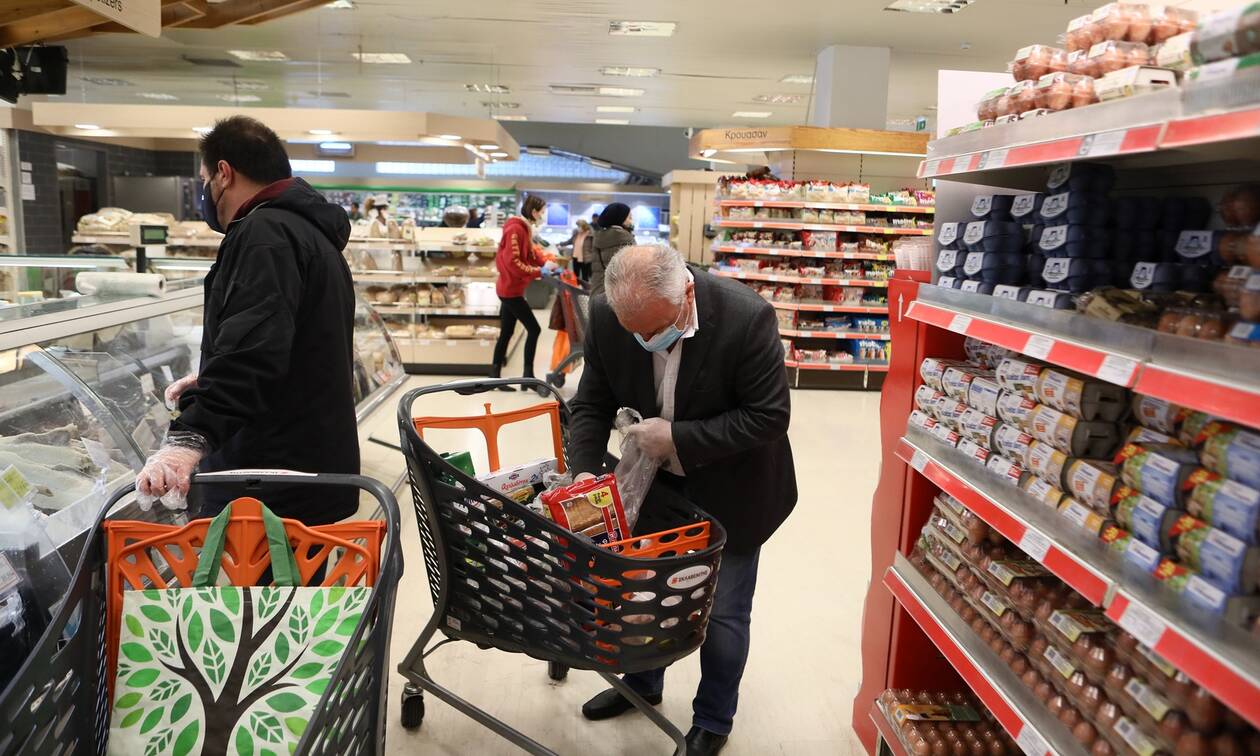 Μέτρα για την ακρίβεια: Περιμένουν όλοι τη μείωση στο ρεύμα - Νέα «επιταγή ακρίβειας», μείωση ΦΠΑ στο τραπέζι