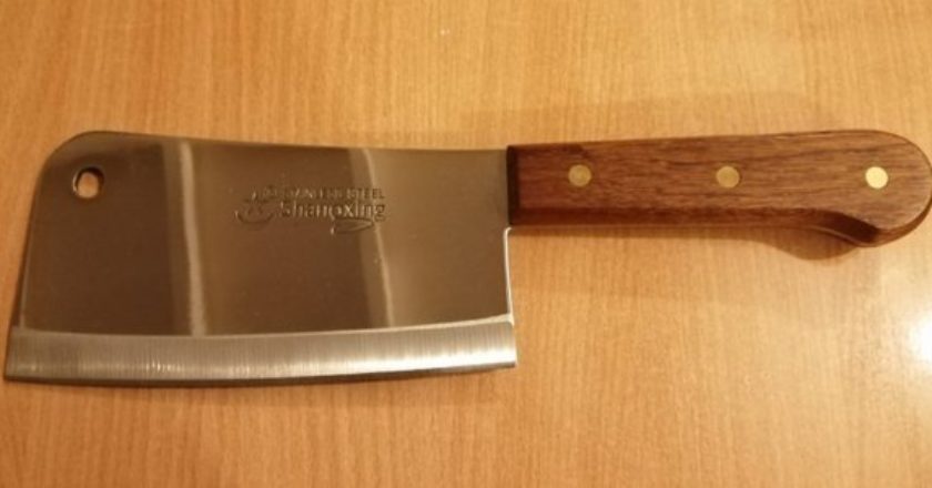 51χρονος σκόρπισε τον τρόμο με μπαλτά