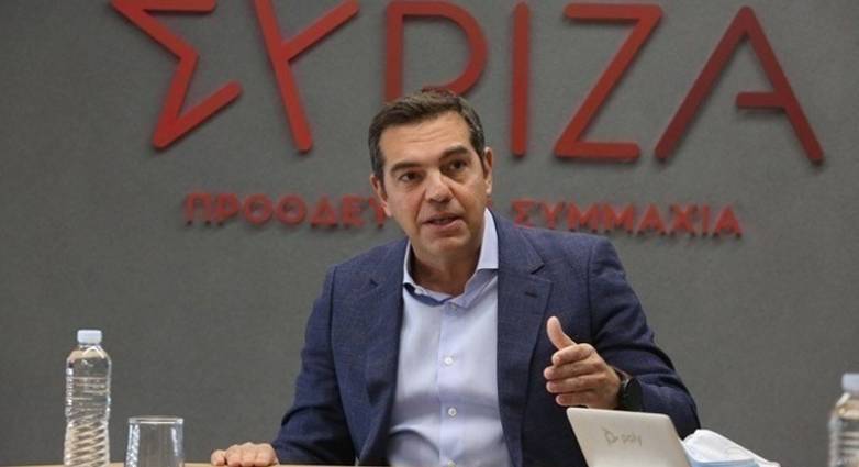 Τσίπρας κατά Μητσοτάκη για εκλογές: Μέχρι χτες ανακοίνωνε υποψήφιους, τώρα θυμήθηκε τη σταθερότητα