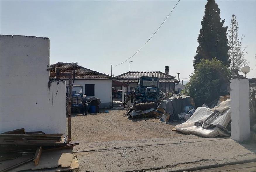 Θεσσαλονίκη: Ο μητροκτόνος χτύπησε την 84χρονη με σπασμένο μπουκάλι και την έπνιξε