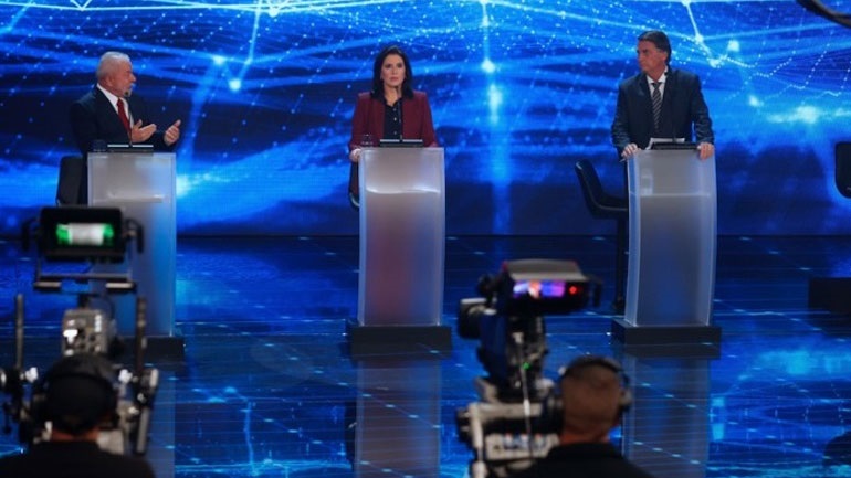 Βραζιλία: Μπολσονάρου και Λούλα αντάλλαξαν σφοδρά φραστικά πυρά στο πρώτο προεκλογικό ντιμπέιτ