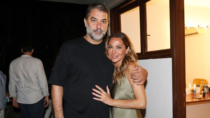 Δέσποινα Βανδή σε Βασίλη Μπισμπίκη: «Τόσο περήφανη για σένα»