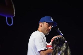 Σοκ και πένθος για τον Κωνσταντίνο Αργυρό – Νεκρός σε τροχαίο συνεργάτης του, αναβλήθηκε συναυλία