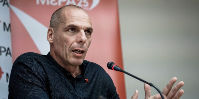 Βαρουφάκης: Παραίτηση του πρωθυπουργού και εκλογές τον Σεπτέμβρη