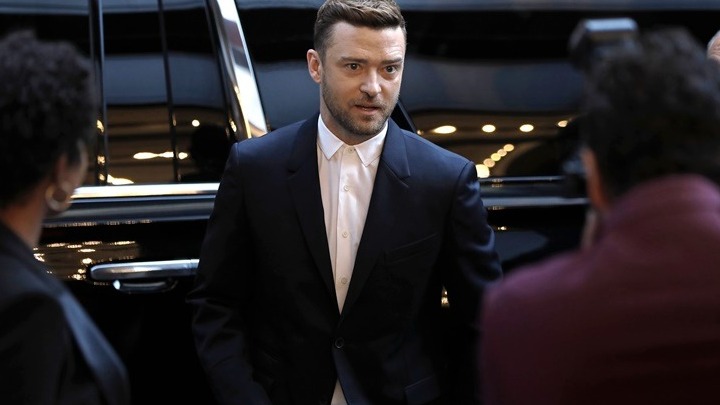 Ο Τζ. Τίμπερλεϊκ στο γκαλά του Παιδιατρικού Νοσοκομείου του Λος Άντζελες