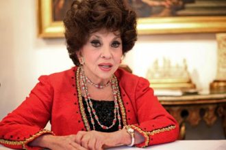 Τζίνα Λολομπριτζίτα: Στο νοσοκομείο η 95χρονη ηθοποιός