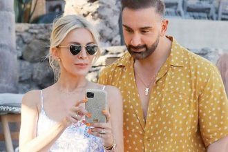 Κατερίνα Καινούργιου: «Πήγαμε με τον Κοκλώνη να βρούμε κάποιον που με ενδιέφερε και ήταν με άλλη»