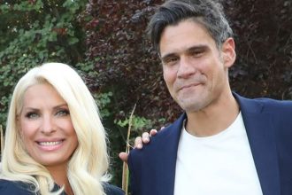 Η αντίδραση της Ελένης Μενεγάκη όταν την αποκάλεσε ο Δημήτρης Ουγγαρέζος «Φαίη»