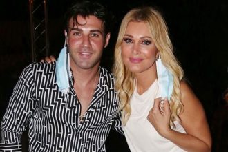 Πέτρος Ιακωβίδης: «Με πήρε η μητέρα μου τηλέφωνο και έκλαιγε, γιατί είδε το όνομα μου δίπλα στη Νατάσα Θεοδωρίδου»