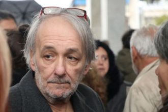 Ανδρέας Μικρούτσικος: Ανατριχιάζει η εξομολόγησή του – «Όταν πέθανε είχα την τέφρα της στο σπίτι»