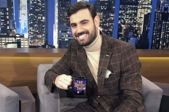 Νίκος Πολυδερόπουλος: «Έμενα σε ένα υπόγειο χωρίς ρεύμα και ζεσταινόμουν από τον λέβητα»