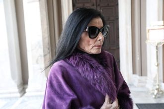 Μάρθα Καραγιάννη: Το συγκινητικό αντίο της Ζωζώς Σαπουντζάκη