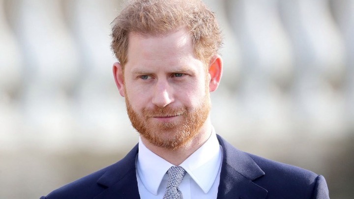 Κάρολος: «Δεν είναι σωστό να φέρεις την Μέγκαν» στην ετοιμοθάνατη Ελισάβετ