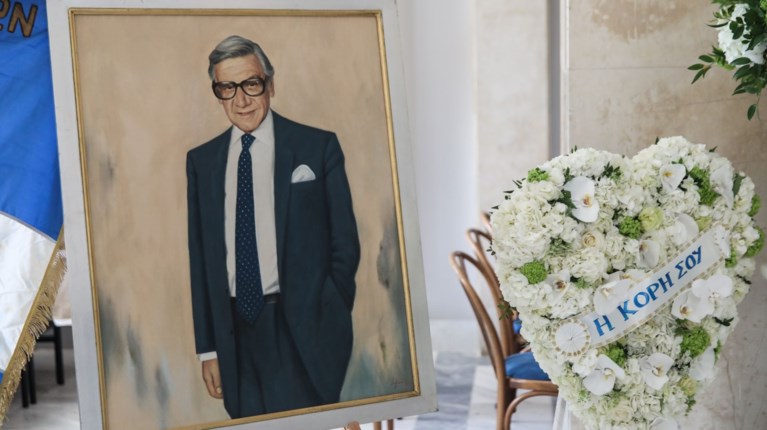 Ζάχος Χατζηφωτίου: Το «τελευταίο αντίο» στο Α’ Νεκροταφείο Αθηνών