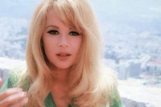 Αλίκη Βουγιουκλάκη: Απίθανες δηλώσεις για την αγαπημένη ηθοποιό - «Τη θυμάμαι για το στήθος της»