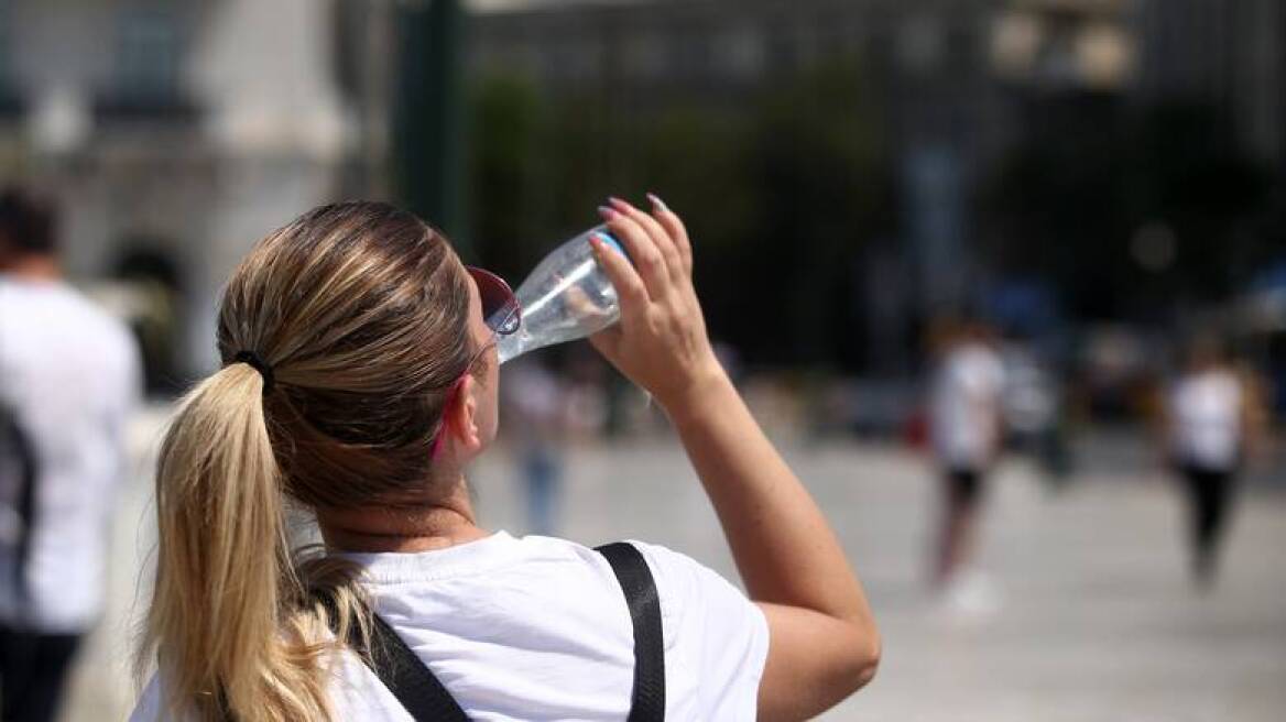 Γιατί έχουμε τόση ζέστη και μάλιστα παρατεταμένη; - Η πρόγνωση για το τριήμερο της 28ης Οκτωβρίου