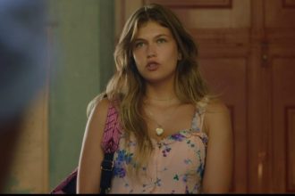 Κλέλια Ανδριολάτου: Ποια είναι η καλλονή «μούσα» του Χριστόφορου Παπακαλιάτη