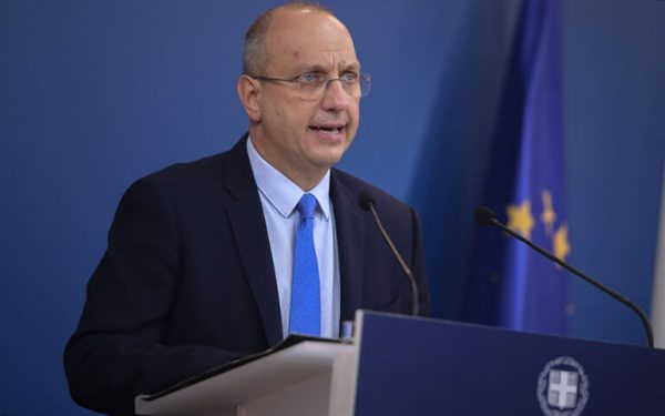 Οικονόμου για 53χρονο στα Σεπόλια: Ηταν μέλος της ΝΔ – Ανεστάλη η ιδιότητά του