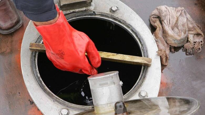 Πετρέλαιο θέρμανσης: Κατατέθηκε η τροπολογία για επιδότηση 25 λεπτών στην αντλία - Τι προβλέπει