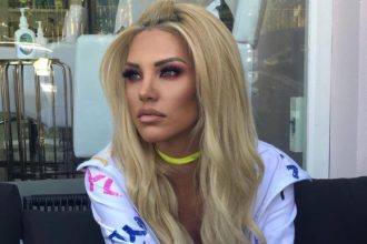 Διαψεύδει επίσημα τις φήμες χωρισμού η Σάσα Μπάστα