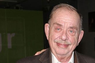 Ηλίας Μαμαλάκης: Βγήκε από την εντατική