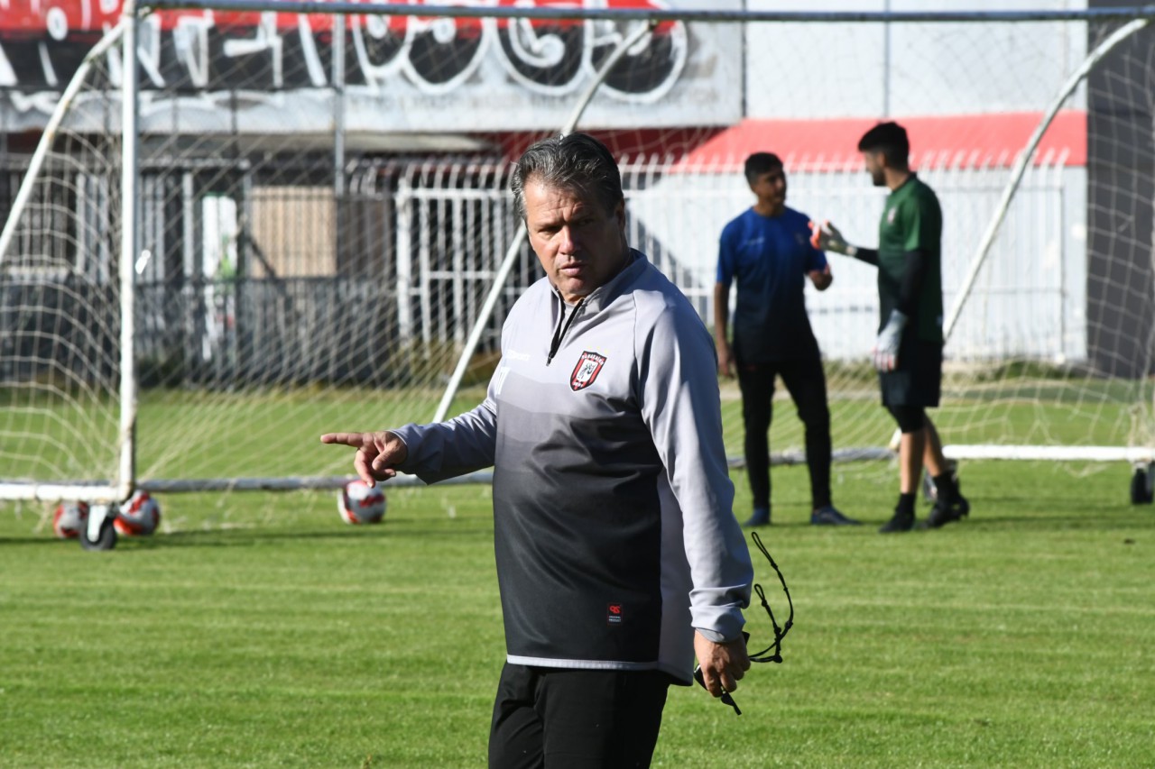 Παπαδόπουλος: «Δύσκολο και σημαντικό το ματς στην Καλαμάτα» (ΒΙΝΤΕΟ)