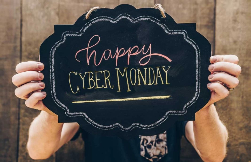 Cyber Monday: Τι να προσέξουν οι καταναλωτές στις αγορές τους