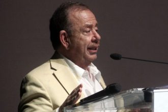 Ηλίας Μαμαλάκης: Στην εντατική ο γνωστός μάγειρας – Τι έχει συμβεί;