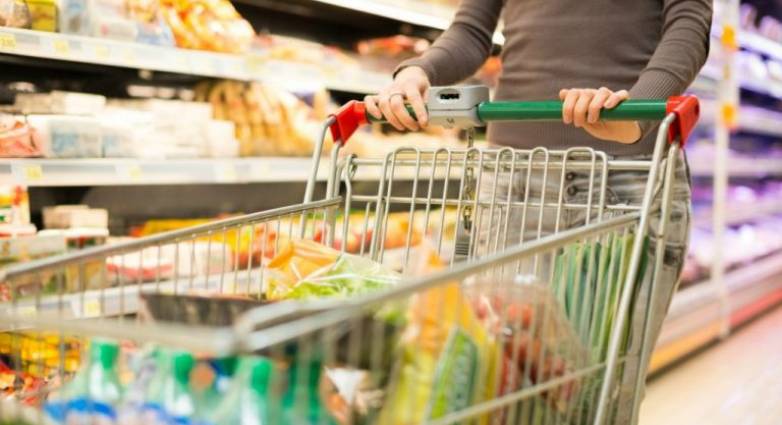 Πρεμιέρα σήμερα για το «καλάθι του νοικοκυριού» - Η λίστα με τα 51 προϊόντα