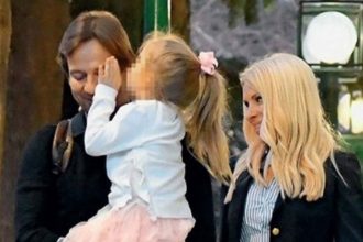 Ελένη Μενεγάκη για τον σεισμό: «Η μικρότερη κόρη μου ήρθε τρέχοντας μέσα στο κρεβάτι»