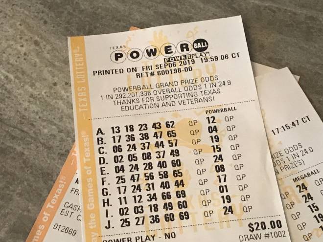 ΗΠΑ: Νέο παγκόσμιο ρεκόρ στο Powerball – Το αστρονομικό ποσό που κληρώνεται