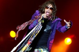 Οι Aerosmith δωρίζουν δύο οχήματα έκτακτης ανάγκης στον Ερυθρό Σταυρό