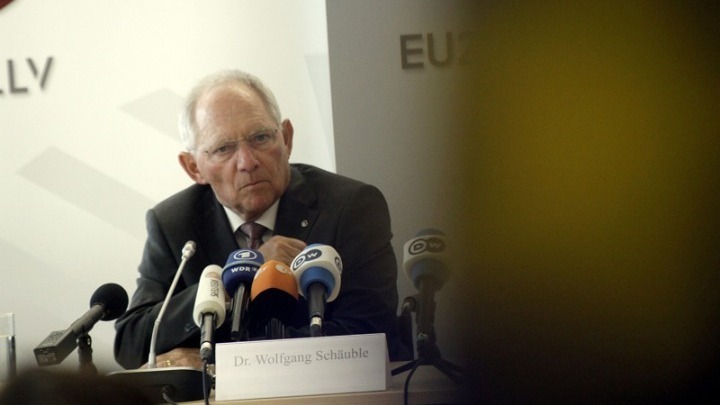 Βόλφγκανγκ Σόιμπλε: Η Ελλάδα δεν αποτελεί πλέον αντικείμενο ενδιαφέροντος ως πρόβλημα