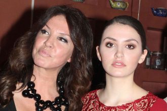 Φαίδρα Μπάρμπα: Η ζωή με τη μητέρα της και οι σπουδές στην Πάτρα