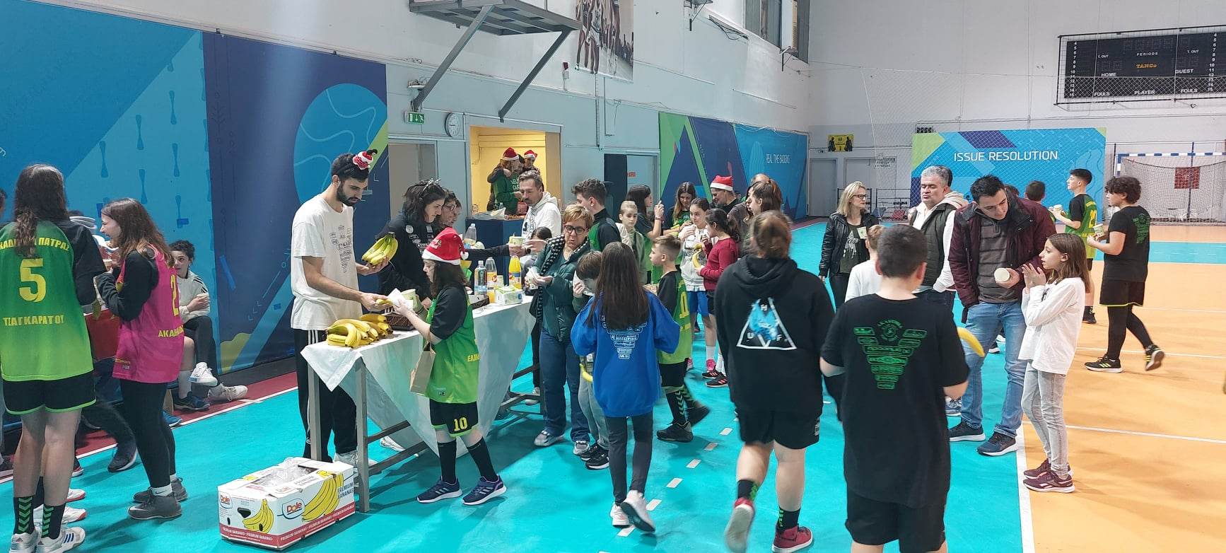 Κάλαντα και ευχές στην χριστουγεννιάτικη εκδήλωση της Ακαδημίας των Σπορ Πάτρας - ΦΩΤΟ